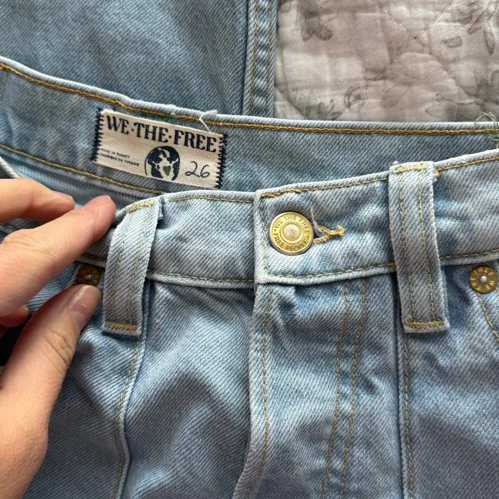 EUC We The Free A New Day Jeans 26 - Picture 6 of 10